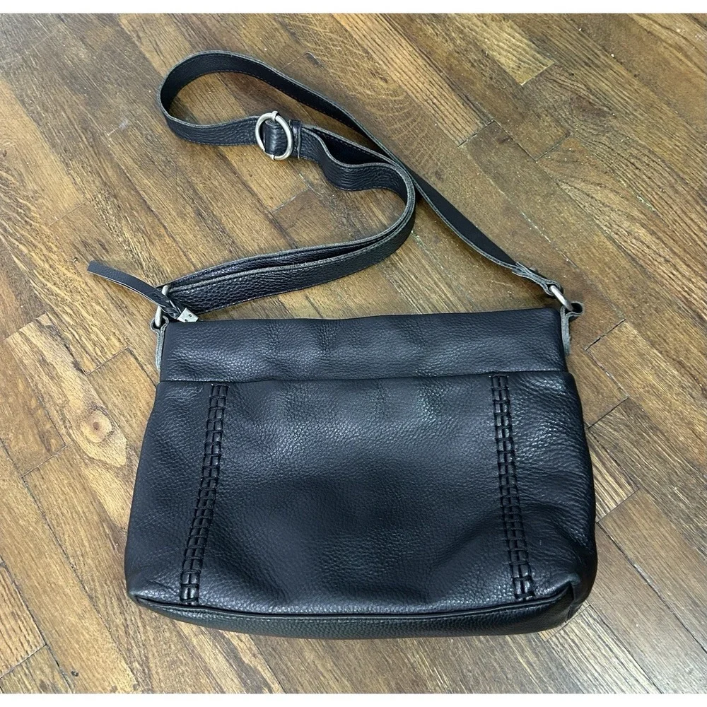 The Sak Melrose Crossbody Bag in black leather Braided Detail Crossbody Timeless
